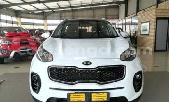 Nunua Ilio tumika Kia Sportage White Gari ndani ya Manzini nchini Manzini Nunua Ilio tumika Kia Sportage White Gari ndani ya Manzini nchini Manzini
