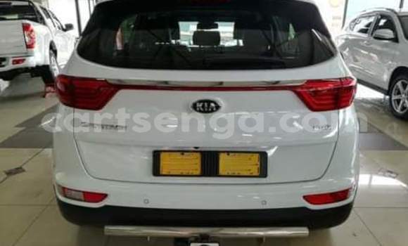 Nunua Ilio tumika Kia Sportage White Gari ndani ya Manzini nchini Manzini Nunua Ilio tumika Kia Sportage White Gari ndani ya Manzini nchini Manzini