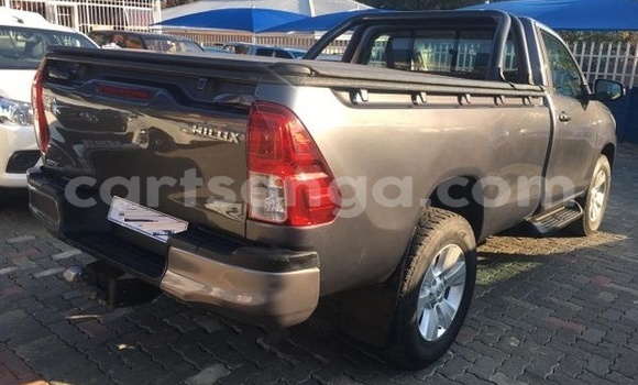 Acheter Occasion Voiture Toyota Hilux Gris à Bulembu, Hhohho Acheter Occasion Voiture Toyota Hilux Gris à Bulembu, Hhohho
