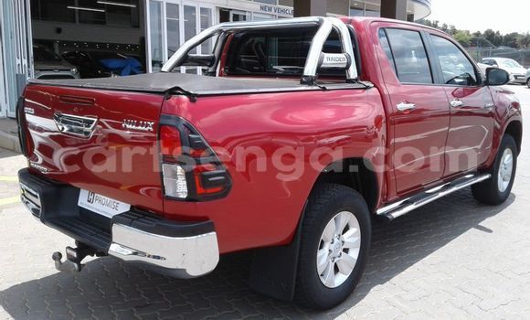 Buy Used Toyota Hilux Red Car in Ezulwini in Hhohho Buy Used Toyota Hilux Red Car in Ezulwini in Hhohho