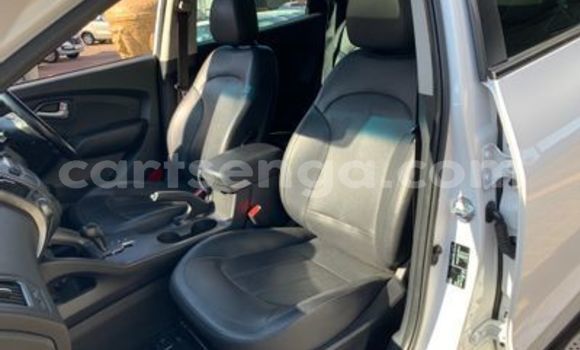 Buy Used Hyundai ix35 White Car in Simunye in Lubombo District Buy Used Hyundai ix35 White Car in Simunye in Lubombo District