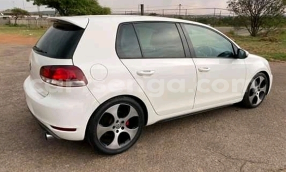 Buy Used Volkswagen Golf GTI White Car in Ezulwini in Hhohho Buy Used Volkswagen Golf GTI White Car in Ezulwini in Hhohho