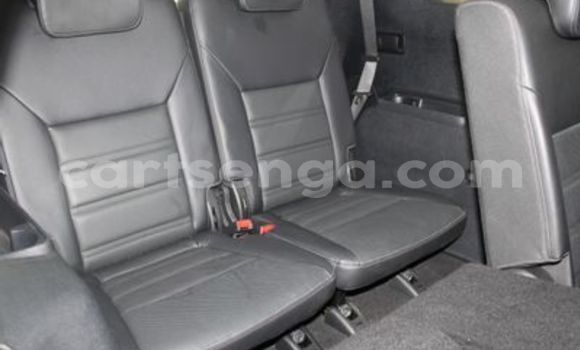 Buy Used Kia Sorento White Car in Big Bend in Lubombo District Buy Used Kia Sorento White Car in Big Bend in Lubombo District