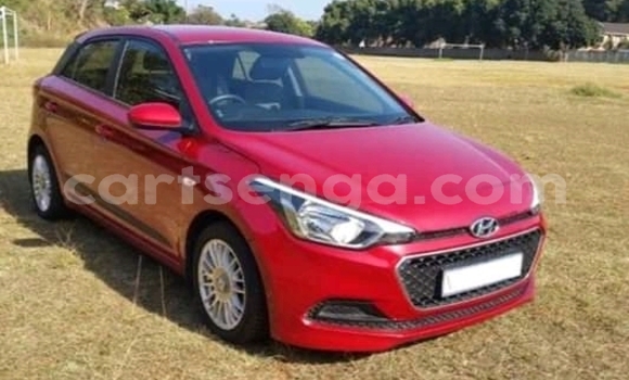 Buy Used Volkswagen Polo Red Car in Ezulwini in Hhohho Buy Used Volkswagen Polo Red Car in Ezulwini in Hhohho