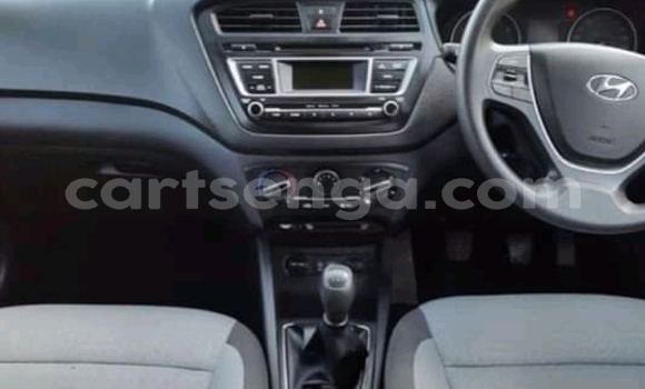 Buy Used Volkswagen Polo Red Car in Ezulwini in Hhohho Buy Used Volkswagen Polo Red Car in Ezulwini in Hhohho