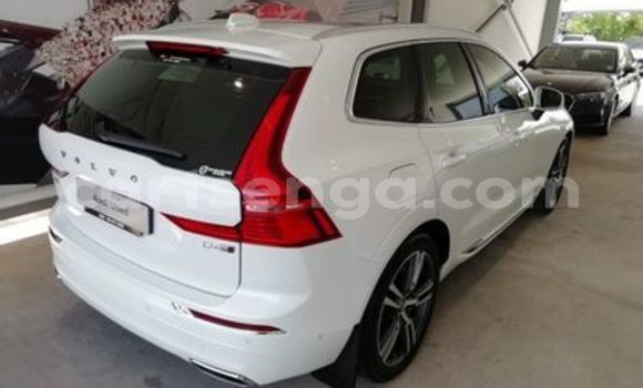 Buy Used Volvo XC60 White Car in Manzini in Manzini Buy Used Volvo XC60 White Car in Manzini in Manzini