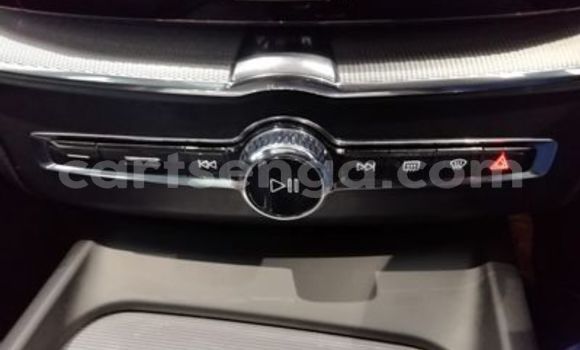 Buy Used Volvo XC60 White Car in Manzini in Manzini Buy Used Volvo XC60 White Car in Manzini in Manzini