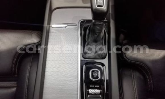 Buy Used Volvo XC60 White Car in Manzini in Manzini Buy Used Volvo XC60 White Car in Manzini in Manzini