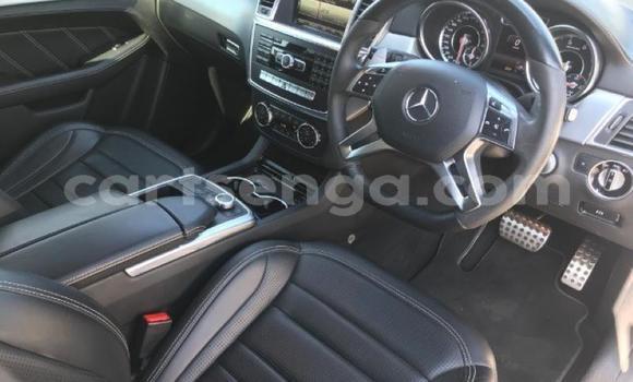 Nunua Ilio tumika Mercedes‒Benz ML–Class White Gari ndani ya Mbabane nchini Manzini Nunua Ilio tumika Mercedes‒Benz ML–Class White Gari ndani ya Mbabane nchini Manzini