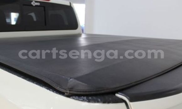 Buy Used Nissan Navara White Car in Big Bend in Lubombo Buy Used Nissan Navara White Car in Big Bend in Lubombo