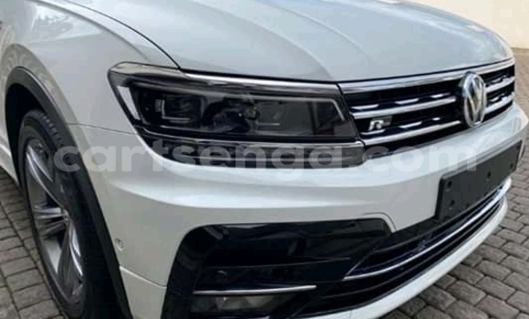 Buy Used Volkswagen Tiguan Silver Car in Ezulwini in Hhohho Buy Used Volkswagen Tiguan Silver Car in Ezulwini in Hhohho
