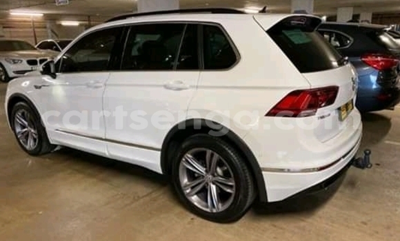 Buy Used Volkswagen Tiguan Silver Car in Ezulwini in Hhohho Buy Used Volkswagen Tiguan Silver Car in Ezulwini in Hhohho