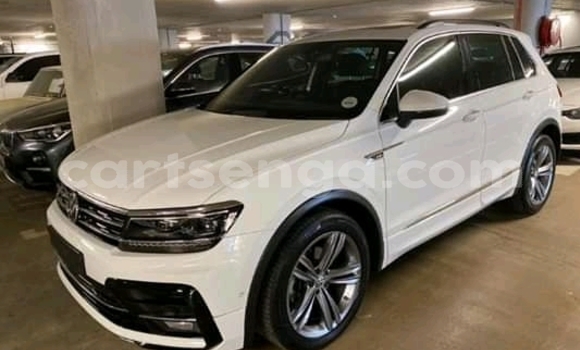 Buy Used Volkswagen Tiguan Silver Car in Ezulwini in Hhohho Buy Used Volkswagen Tiguan Silver Car in Ezulwini in Hhohho