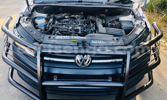 Buy Used Volkswagen Caddy White Car in Ezulwini in Hhohho Buy Used Volkswagen Caddy White Car in Ezulwini in Hhohho