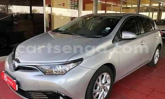 Buy Used Toyota Auris Silver Car in Ezulwini in Hhohho Buy Used Toyota Auris Silver Car in Ezulwini in Hhohho