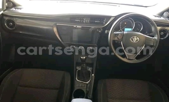 Buy Used Toyota Auris Silver Car in Ezulwini in Hhohho Buy Used Toyota Auris Silver Car in Ezulwini in Hhohho