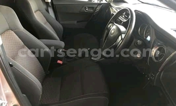Buy Used Toyota Auris Silver Car in Ezulwini in Hhohho Buy Used Toyota Auris Silver Car in Ezulwini in Hhohho