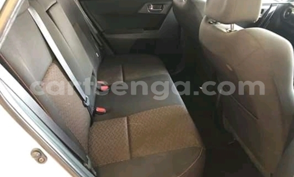 Buy Used Toyota Auris Silver Car in Ezulwini in Hhohho Buy Used Toyota Auris Silver Car in Ezulwini in Hhohho