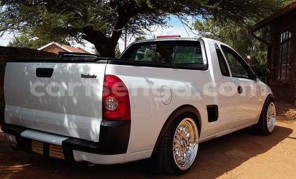 Nunua Ilio tumika Opel Corsa White Gari ndani ya Big Bend nchini Wilaya ya Lubombo Nunua Ilio tumika Opel Corsa White Gari ndani ya Big Bend nchini Wilaya ya Lubombo