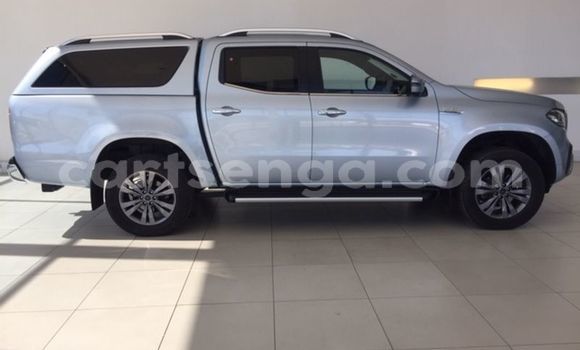 Nunua Ilio tumika Mercedes‒Benz X-klasse Concept Silver Gari ndani ya Bulembu nchini Hhohho Nunua Ilio tumika Mercedes‒Benz X-klasse Concept Silver Gari ndani ya Bulembu nchini Hhohho