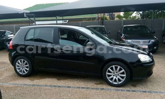 Buy Used Volkswagen Golf Black Car in Bulembu in Hhohho