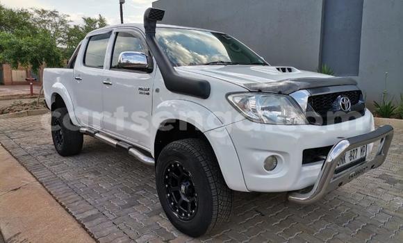 Acheter Occasion Voiture Toyota Hilux Blanc à Big Bend, Lubombo Acheter Occasion Voiture Toyota Hilux Blanc à Big Bend, Lubombo
