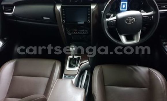 Acheter Occasion Voiture Toyota Fortuner Blanc à Ezulwini, Hhohho Acheter Occasion Voiture Toyota Fortuner Blanc à Ezulwini, Hhohho