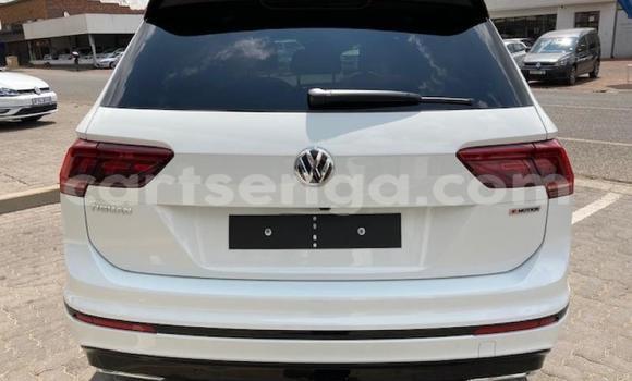 Acheter Occasion Voiture Volkswagen Tiguan Blanc à Manzini, Manzini Acheter Occasion Voiture Volkswagen Tiguan Blanc à Manzini, Manzini