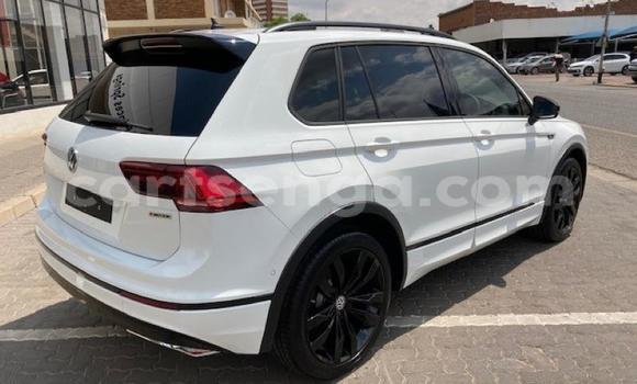 Acheter Occasion Voiture Volkswagen Tiguan Blanc à Manzini, Manzini Acheter Occasion Voiture Volkswagen Tiguan Blanc à Manzini, Manzini