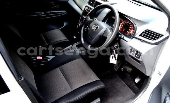 Acheter Occasion Voiture Toyota Avanza Blanc à Hlatikulu, Shiselweni District Acheter Occasion Voiture Toyota Avanza Blanc à Hlatikulu, Shiselweni District