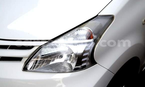 Acheter Occasion Voiture Toyota Avanza Blanc à Hlatikulu, Shiselweni District Acheter Occasion Voiture Toyota Avanza Blanc à Hlatikulu, Shiselweni District
