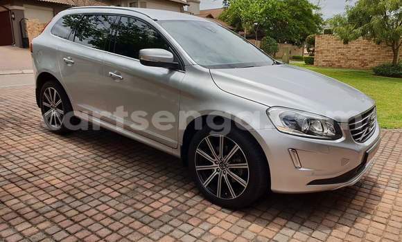 Nunua Ilio tumika Volvo XC60 Silver Gari ndani ya Ezulwini nchini Hhohho Nunua Ilio tumika Volvo XC60 Silver Gari ndani ya Ezulwini nchini Hhohho