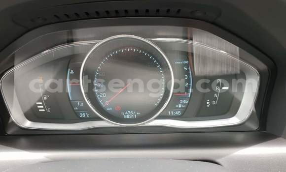 Nunua Ilio tumika Volvo XC60 Silver Gari ndani ya Ezulwini nchini Hhohho Nunua Ilio tumika Volvo XC60 Silver Gari ndani ya Ezulwini nchini Hhohho