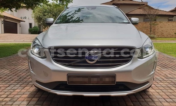 Nunua Ilio tumika Volvo XC60 Silver Gari ndani ya Ezulwini nchini Hhohho Nunua Ilio tumika Volvo XC60 Silver Gari ndani ya Ezulwini nchini Hhohho