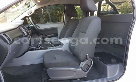 Acheter Occasion Voiture Ford Ranger Blanc à Ezulwini, Hhohho Acheter Occasion Voiture Ford Ranger Blanc à Ezulwini, Hhohho