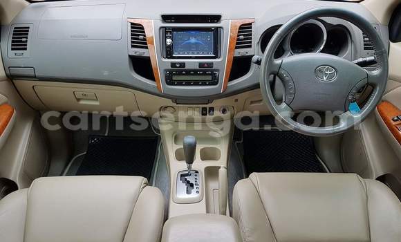 Buy Used Toyota Fortuner White Car in Nhlangano in Shiselweni District Buy Used Toyota Fortuner White Car in Nhlangano in Shiselweni District