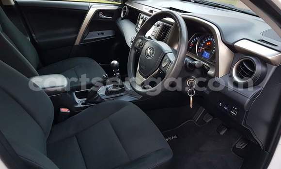 Buy Used Toyota RAV4 White Car in Nhlangano in Shiselweni District Buy Used Toyota RAV4 White Car in Nhlangano in Shiselweni District
