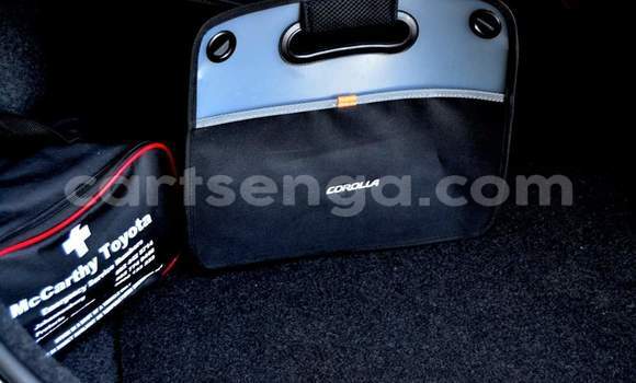 Buy Used Toyota Corolla Silver Car in Nhlangano in Shiselweni District Buy Used Toyota Corolla Silver Car in Nhlangano in Shiselweni District