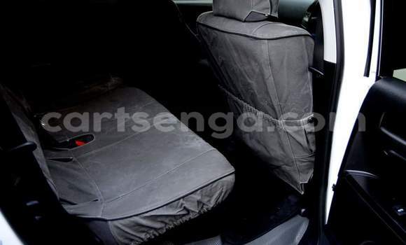 Nunua Ilio tumika Toyota Land Cruiser White Gari ndani ya Mbabane nchini Manzini Nunua Ilio tumika Toyota Land Cruiser White Gari ndani ya Mbabane nchini Manzini