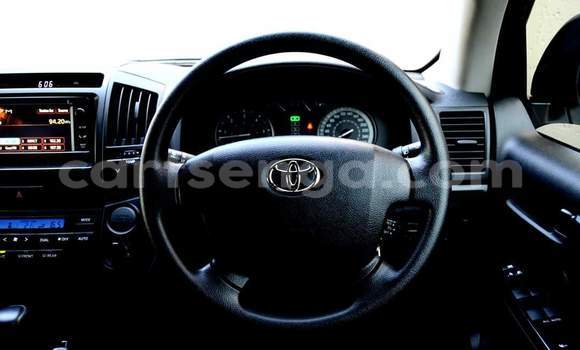 Nunua Ilio tumika Toyota Land Cruiser White Gari ndani ya Mbabane nchini Manzini Nunua Ilio tumika Toyota Land Cruiser White Gari ndani ya Mbabane nchini Manzini