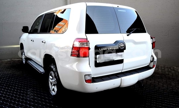 Nunua Ilio tumika Toyota Land Cruiser White Gari ndani ya Mbabane nchini Manzini Nunua Ilio tumika Toyota Land Cruiser White Gari ndani ya Mbabane nchini Manzini