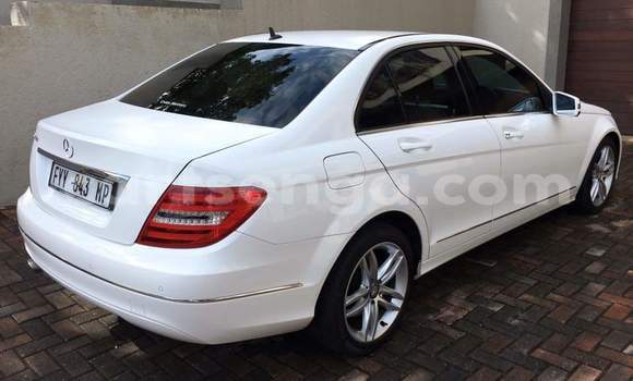 Buy Used Mercedes‒Benz C–Class White Car in Manzini in Manzini Buy Used Mercedes‒Benz C–Class White Car in Manzini in Manzini