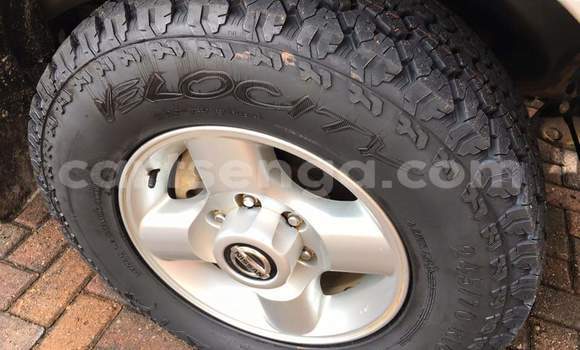 Acheter Occasion Voiture Nissan NP 300 Gris à Manzini, Manzini Acheter Occasion Voiture Nissan NP 300 Gris à Manzini, Manzini