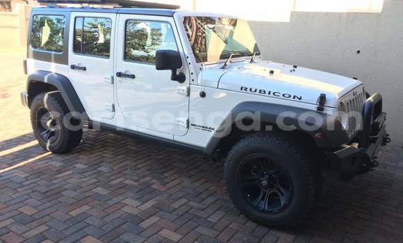 Buy Used Jeep Wrangler White Car in Mbabane in Manzini Buy Used Jeep Wrangler White Car in Mbabane in Manzini