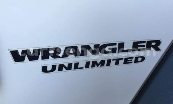 Buy Used Jeep Wrangler White Car in Mbabane in Manzini Buy Used Jeep Wrangler White Car in Mbabane in Manzini