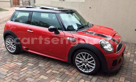 Nunua Ilio tumika MINI Cooper Red Gari ndani ya Manzini nchini Manzini Nunua Ilio tumika MINI Cooper Red Gari ndani ya Manzini nchini Manzini