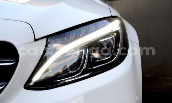 Buy Used Mercedes‒Benz C–Class White Car in Nhlangano in Shiselweni District Buy Used Mercedes‒Benz C–Class White Car in Nhlangano in Shiselweni District