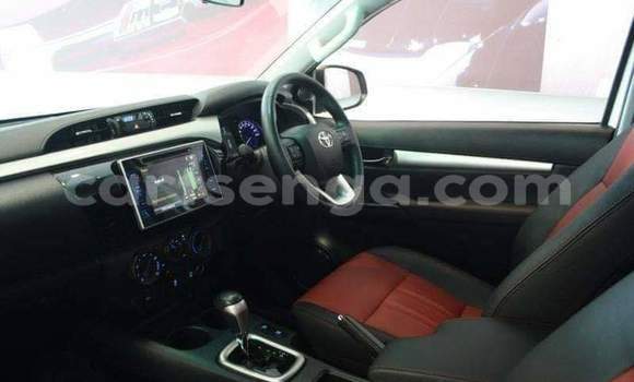 Acheter Occasion Voiture Toyota Hilux Blanc à Mbabane, Manzini Acheter Occasion Voiture Toyota Hilux Blanc à Mbabane, Manzini