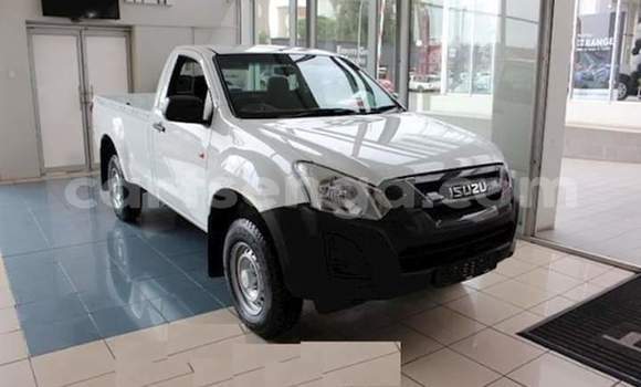 Buy Used Isuzu KB White Car in Nhlangano in Shiselweni District Buy Used Isuzu KB White Car in Nhlangano in Shiselweni District