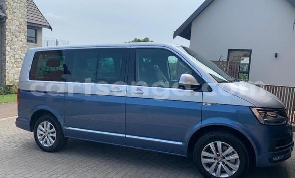 Buy Used Volkswagen Caravelle Blue Car in Manzini in Manzini Buy Used Volkswagen Caravelle Blue Car in Manzini in Manzini